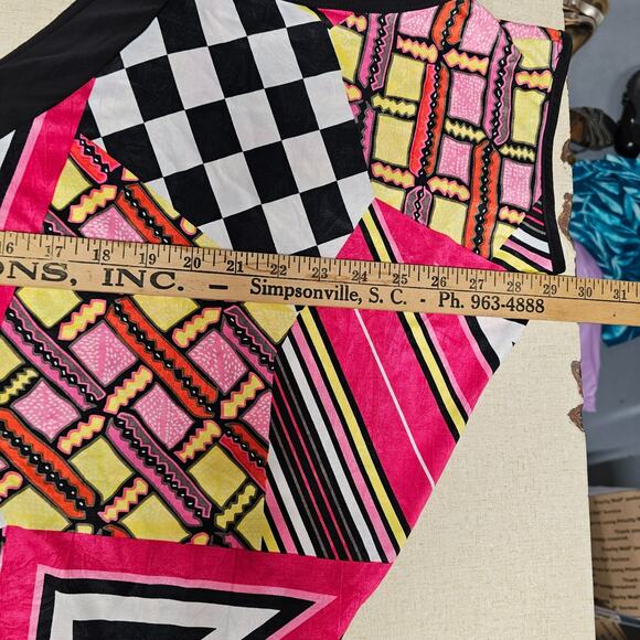 Women’s Retro 80s Y2K Top Sz L Geometric Checker Print Batwing Cold Shoulder USA - Picture 9 of 10